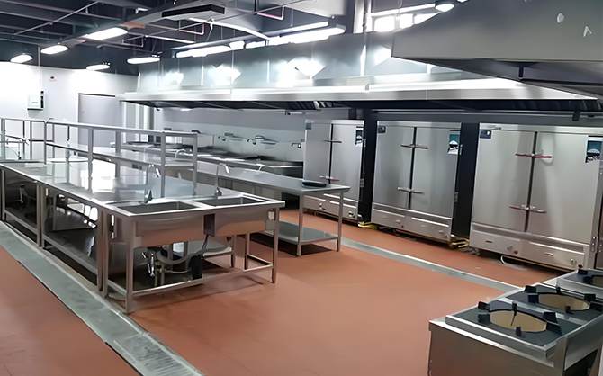 商用冰柜的選購要點與存放管理技巧